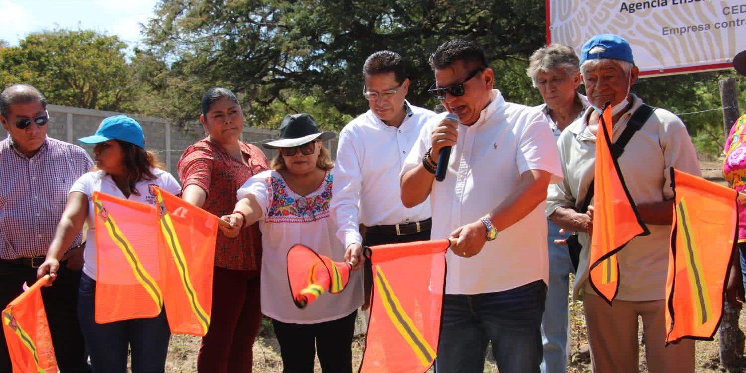 338467185_919077896088042_3336813783778135962_n